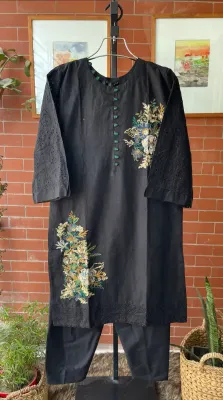 Pakistani Hayat's Stitched Cotton 2pcs _ Black