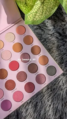 Only Touch 35XO Eyeshadow Palette (#1)