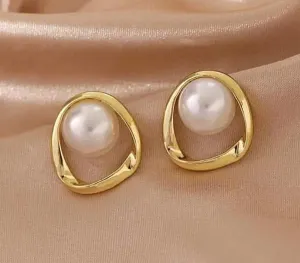 Classic Pearl Gold Color Round Earrings