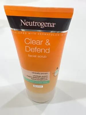 Neutrogena Clear & Defend Facial Scrub (150ml)