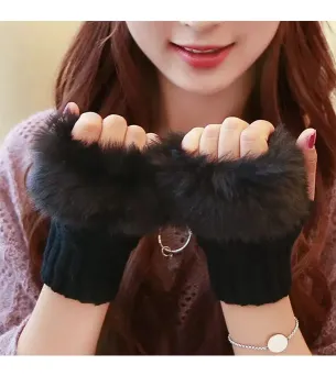 Fashionable Fingerless Winter Gloves 
