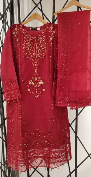 Pakistani Original Sadabahar Luxury Organza Stitched 3 Pcs _ Maroon 
