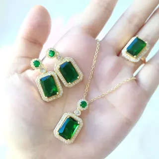 4pc Green Crystal Earrings Ring Necklace Set