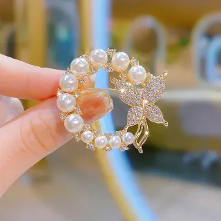 Pearl Butterfly Flower Brooch/Pin 