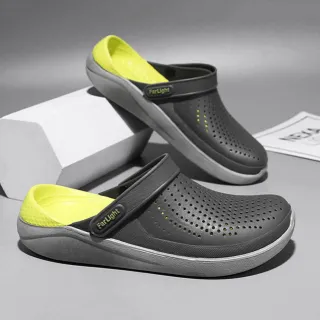 CALM RUNNERS RAIN SLIPPERS
