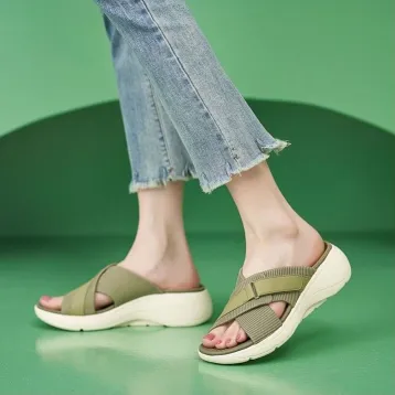 WEDGE HEEL OUTDOOR SANDAL 2350Gr