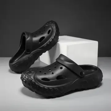  LIGHTWEIGHT BEACH SHOES