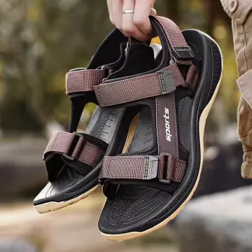 CASUAL SPORTS SANDALS