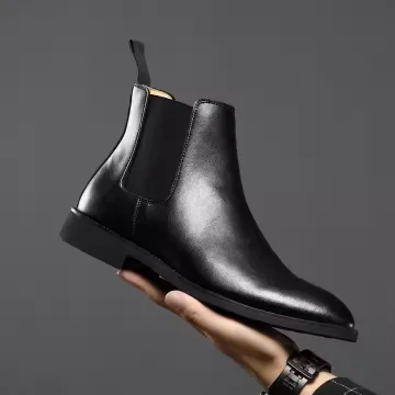 ANKLE SUEDE CHELSEA BOOTS