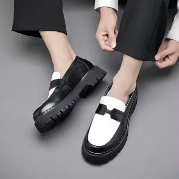 ELITE TREAD SHOES 