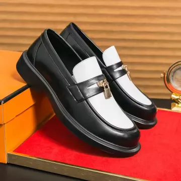 TASSELS LEATHER LOAFERS FOR MEN