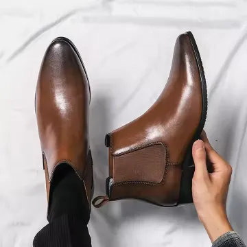 ROYAL STRIDE BOOTS