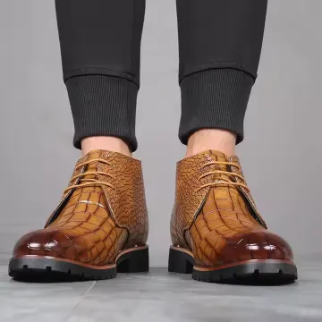 WALKING MARTIN BOOTS