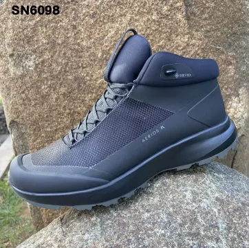 Versatile Non Slip Hiking Sneakers