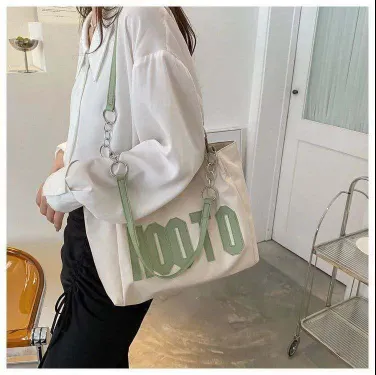 Hooto Leather Shoulder Tote Bag 