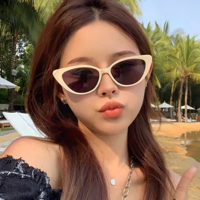 Cat Eye Shape Sunglasses
