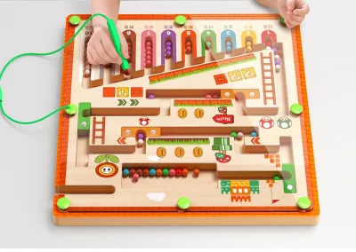 Children's magnetic maze Board