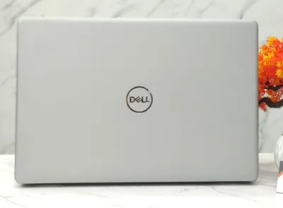 Dell Inspiron 15 5593  Core i5 10Gen 16GB Ram 15.6 Inch FHD Display