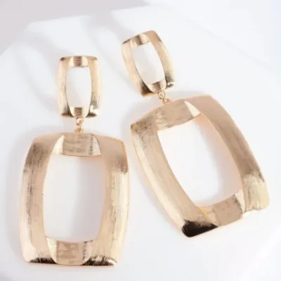 Lovisa Gold Textured open Geometric Drop Earring