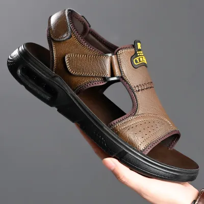 Leather summer sandals, men's sports footwear, soft heel, slippers, 2023 collection, for leisure