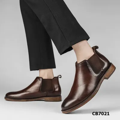 Cowhide Round Chelsea Boots