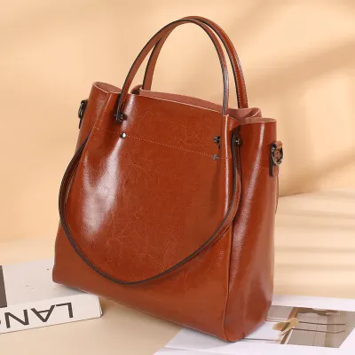 Versatile Shoulder Handbag