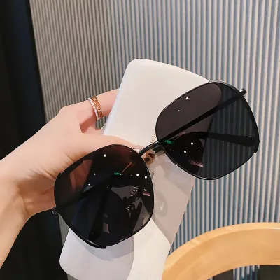Anti-UV Sunglasses