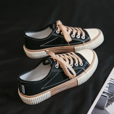 Low Canvas Shoes