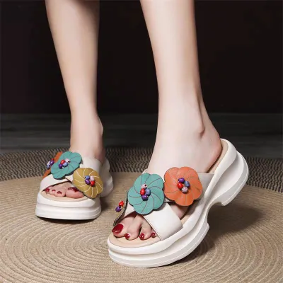 Colorblock Flower Slippers