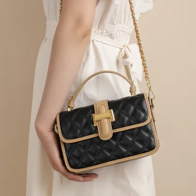 Diamond Chain Crossbody Bag