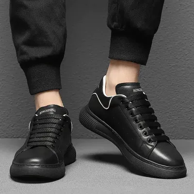 Versatile Men’s Black Casual Shoes