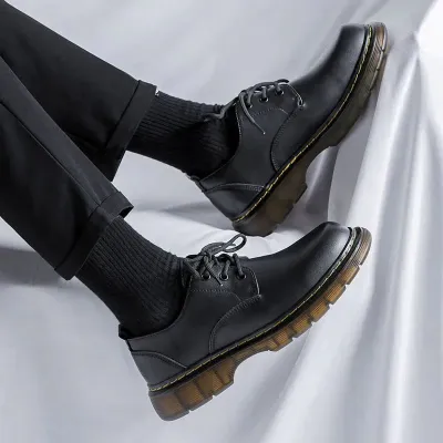British Low-top Black Martin Boots (Cowhide Leather)