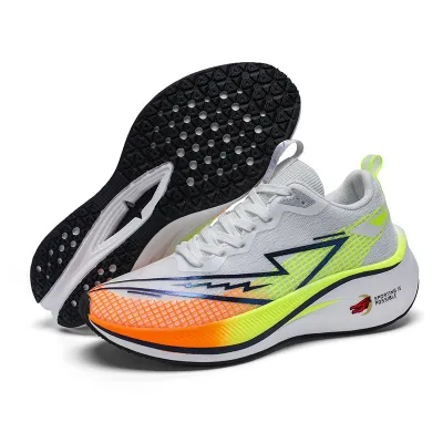 RED RABBIT CARBON PLATE RUNNING SHOE GB-6007