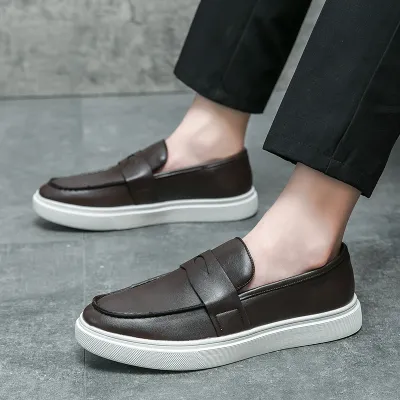 EUROPEAN  STYLE CASUAL LOAFERS MEN'S SHOES 2120Br