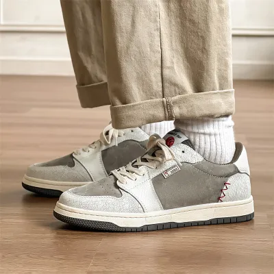 VERSATILE EMBROIDERED SKATEBOARD SHOE 1856Gy