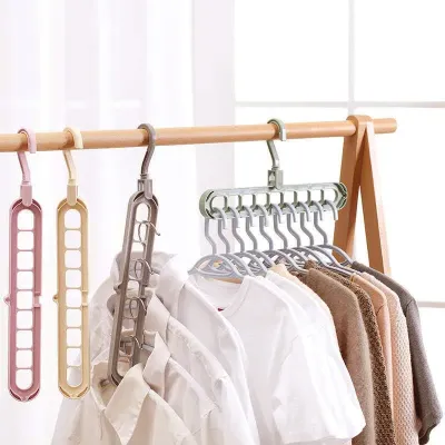 1 Pc Rotating Magic Cloth Hanger