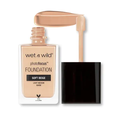 Wet n Wild Photo Focus Matte Foundation  Soft Beige 30ml