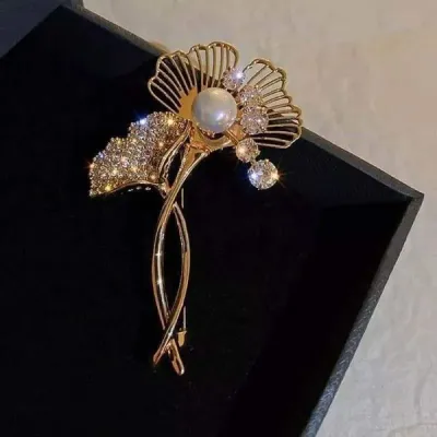 Pearl Leaf Hijab Brooch Pin