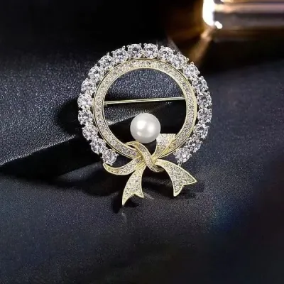 Single Pearl Hijab Brooch / Hijab Pin