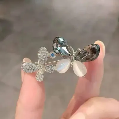 Crystal Two Butterfly Hijab Brooch / Hijab Pin