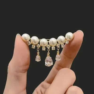 Pearl Tassel Hijab Brooch /Hijab Pin ( 1 Pc ) 