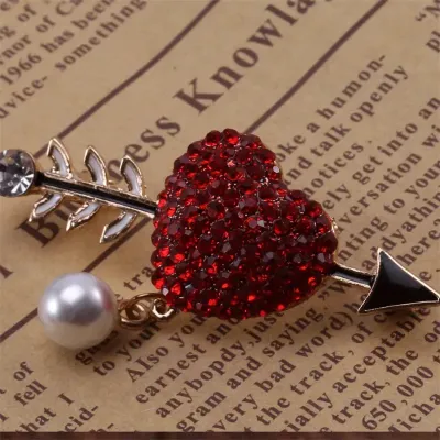 Arrow Heart Pearl Hijab Brooch /Hijab Pin (1 Pc) 