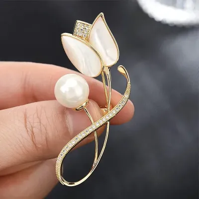 Pearl Tulip Flower Hijab Brooch / Hijab Pin