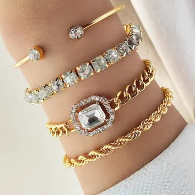 4 Pcs Trendy  Twist Geometric Chain Stone Bracelet 