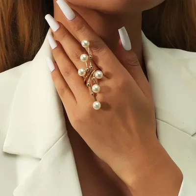 New Adjustable Trending Pearl Finger Ring (1 Pc)
