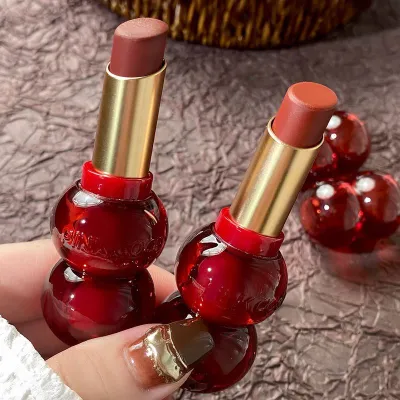 Pink Coco Velvet Matte Lipstick (1 Pc)