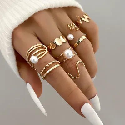 8 pieces set of golden rings