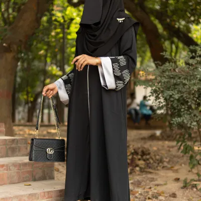 Black Silver Shiny Abaya