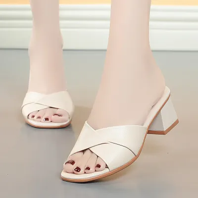 MID-HEEL FASHIONABLE VERSATILE LEATHER SANDAL GB-6038