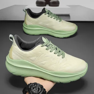 Versatile Lightweight Sports Shoes